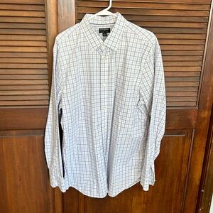 Banana Republic non-iron, slim fit, dress shirt, button up. Long sleeve